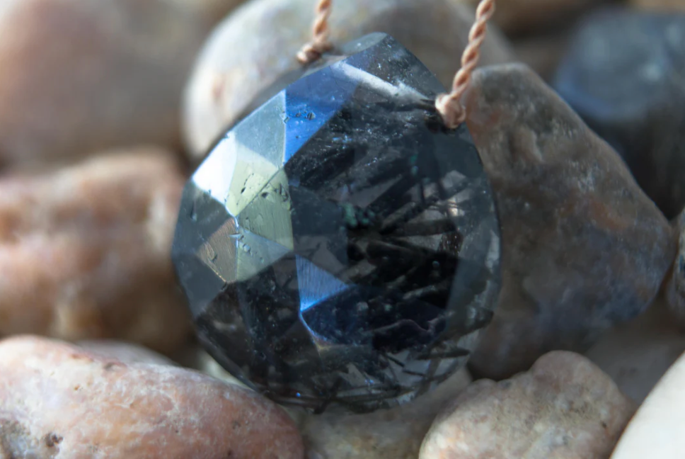 Tourmalinated Quartz Drop Pendent Necklace